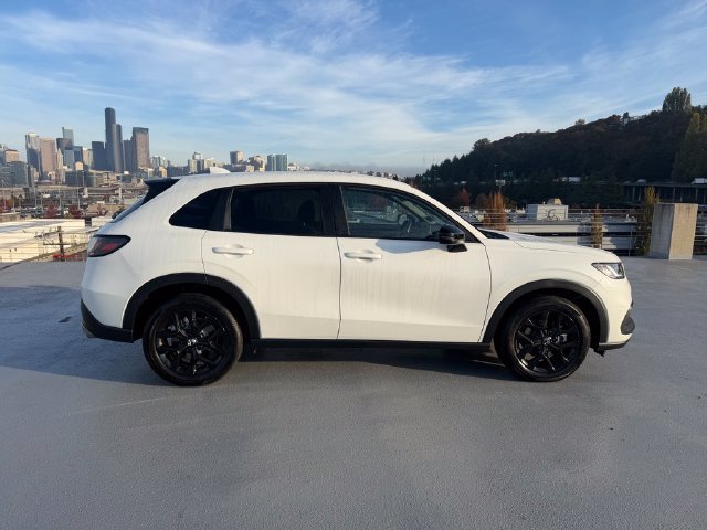 Certified 2024 Honda HR-V Sport image 3