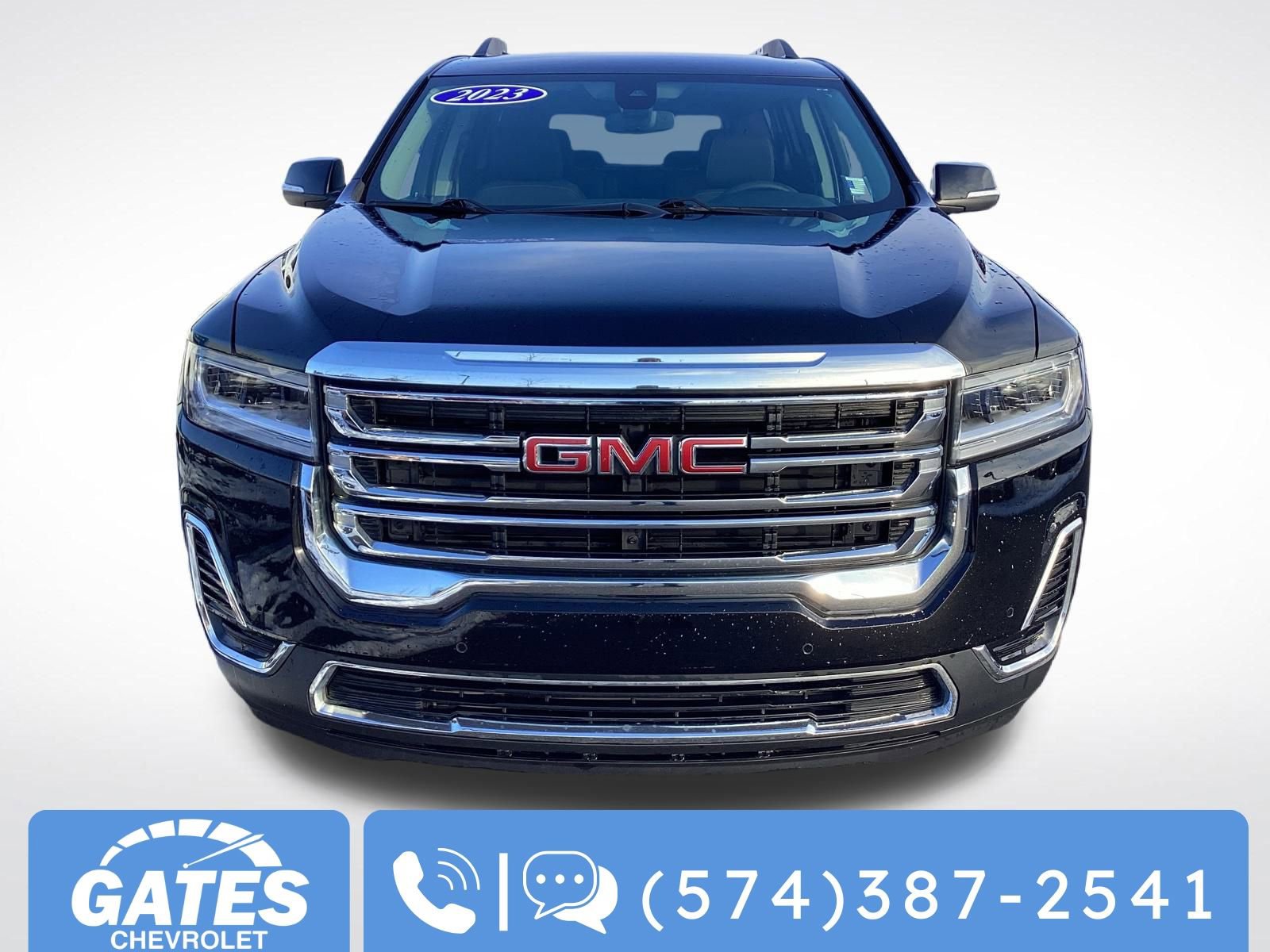 Used 2023 GMC Acadia SLE w/ Driver Convenience Package image 2