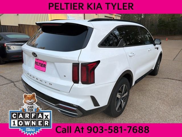 Certified 2021 Kia Sorento S w/ Panoramic Sunroof Package image 12