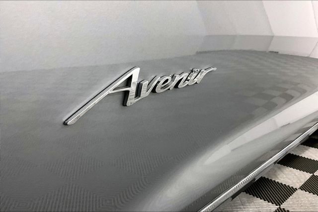 Used 2025 Buick Enclave Avenir FWD image 37