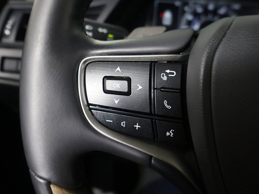 Used 2023 Lexus ES 350 w/ Ultra Luxury Package image 44