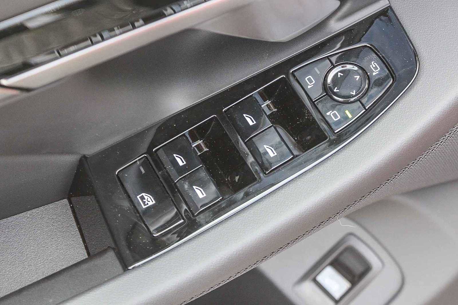 New 2026 BMW 530i w/ M Sport Package image 28