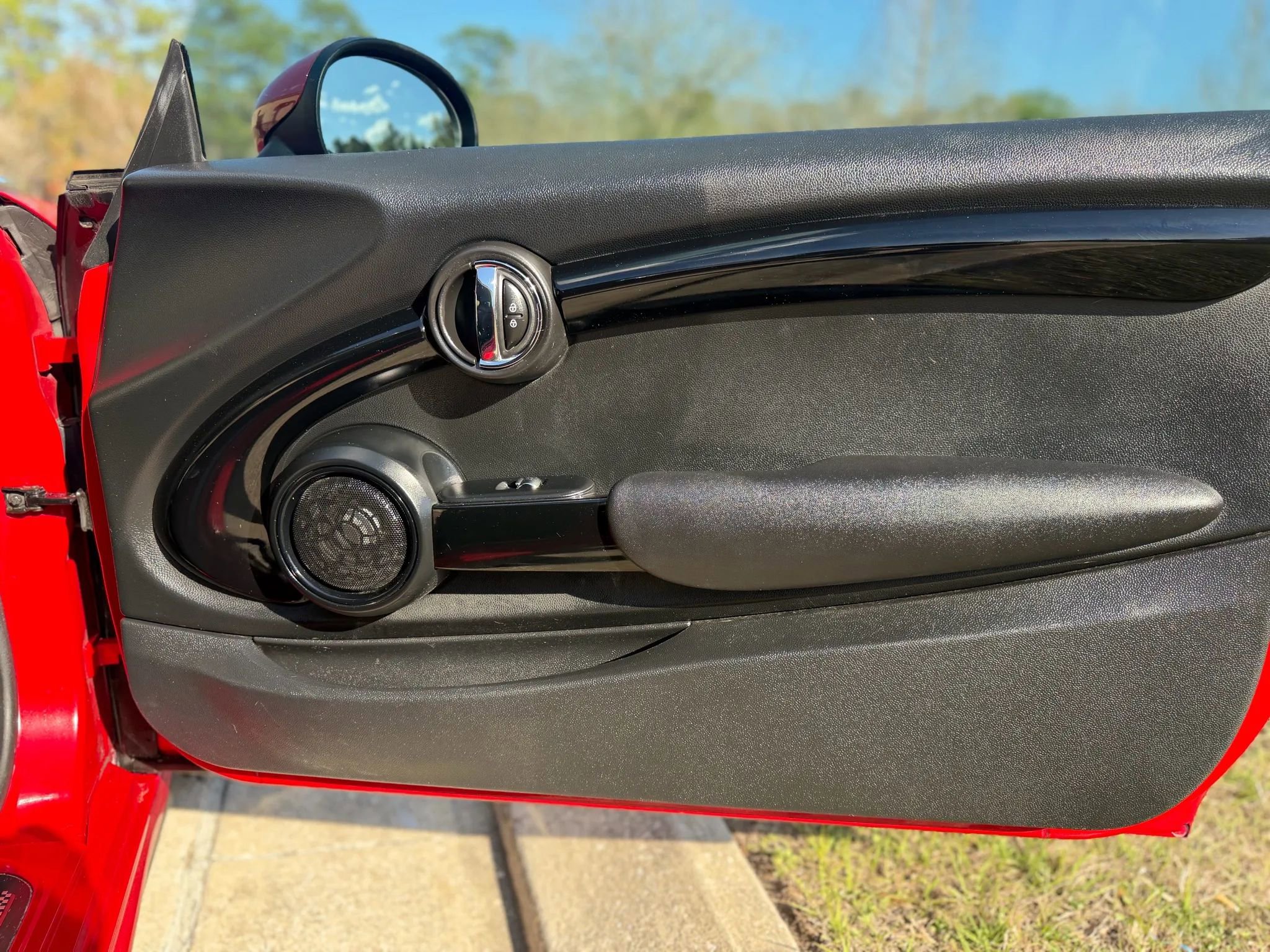 Used 2017 MINI Cooper S image 29