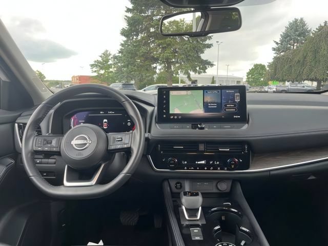 Certified 2024 Nissan Rogue Platinum AWD/4WD image 30