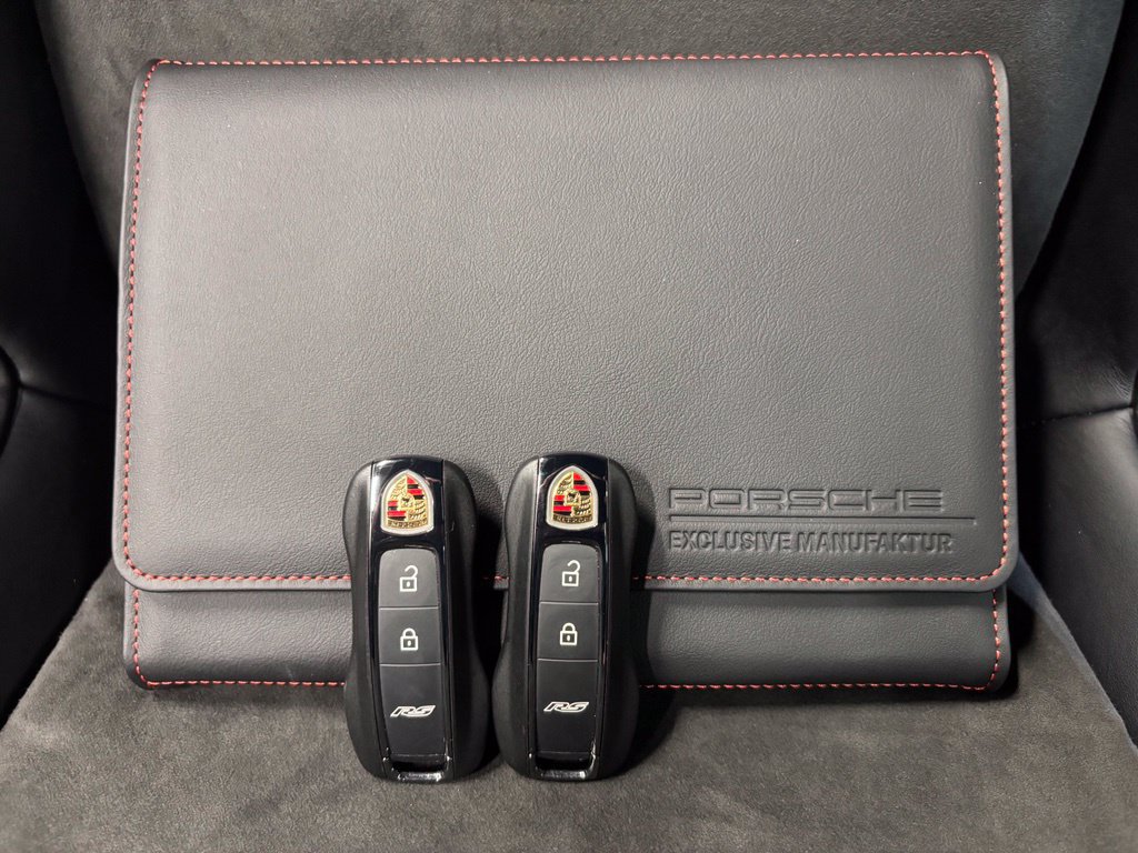 Used 2024 Porsche 911 GT3 RS RWD image 25