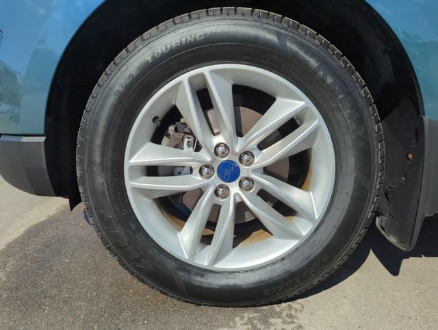 Used 2016 Ford Edge SEL w/ Equipment Group 201A FWD image 10