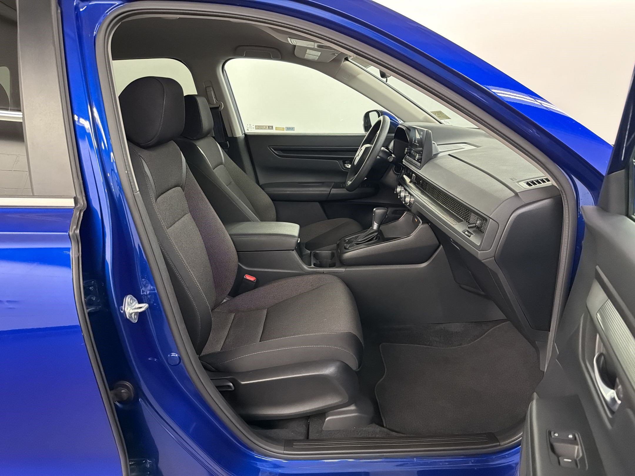 Certified 2025 Honda CR-V LX image 23