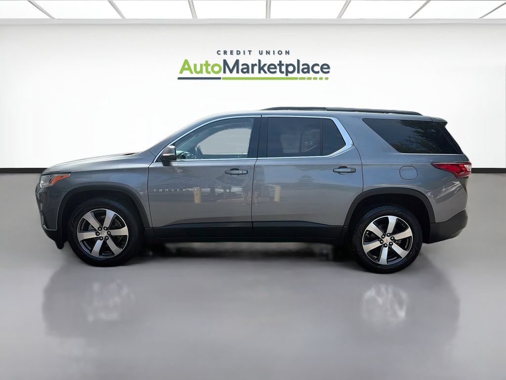 Used 2019 Chevrolet Traverse LT w/ LT Premium Package FWD image 4