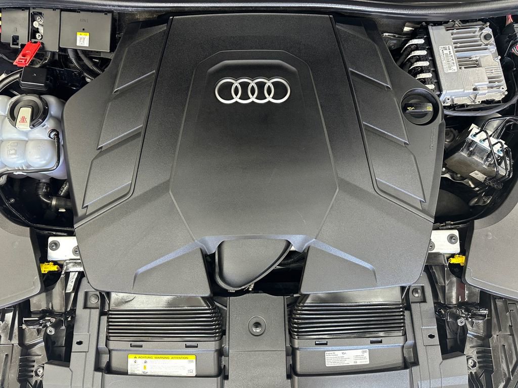 Used 2020 Audi Q8 Premium Plus w/ Premium Plus Package image 20