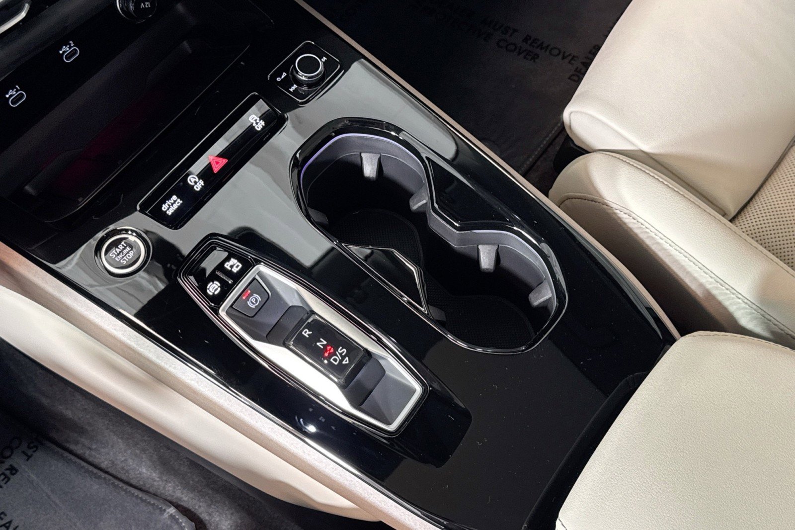 Used 2025 Audi A5 2.0T Prestige w/ 19" Wheel Package image 15