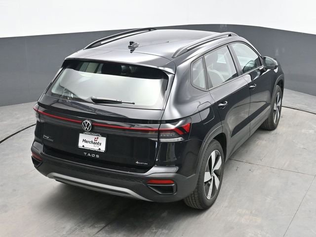 Used 2025 Volkswagen Taos S AWD/4WD image 27