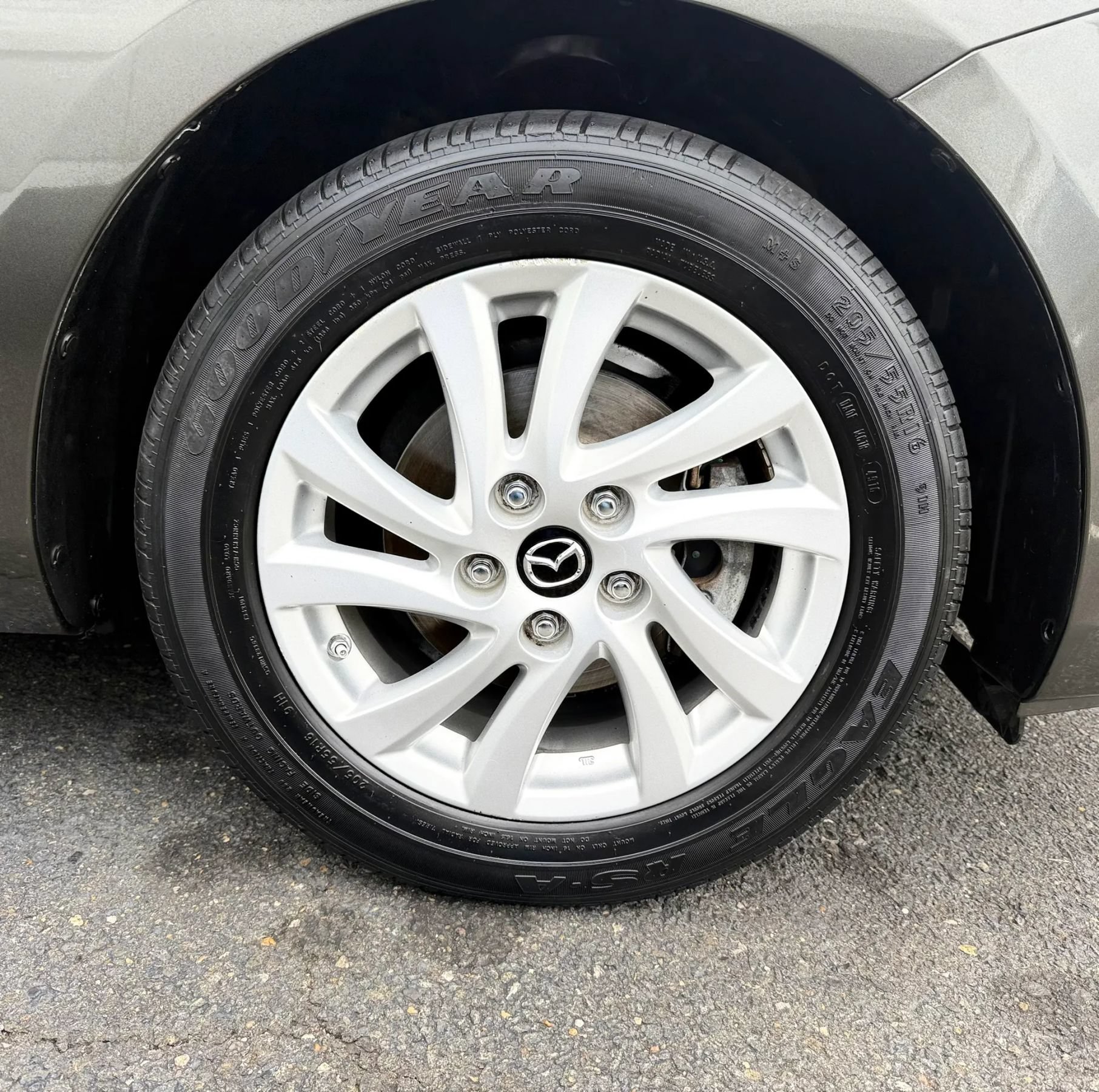 Used 2013 MAZDA MAZDA3 i Touring FWD image 46
