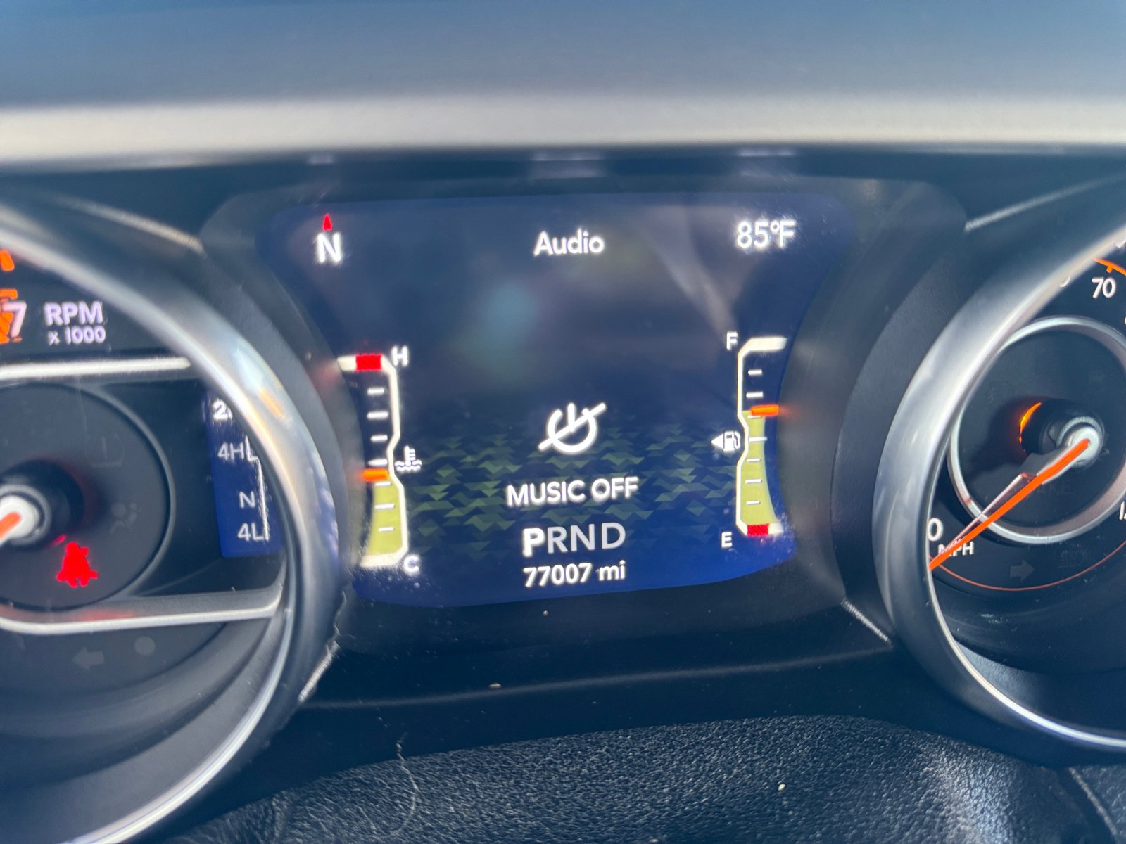 Used 2021 Jeep Gladiator Sport image 11