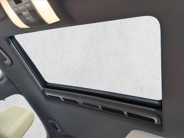 Used 2013 Mercedes-Benz E 350 BlueTEC Sedan image 16