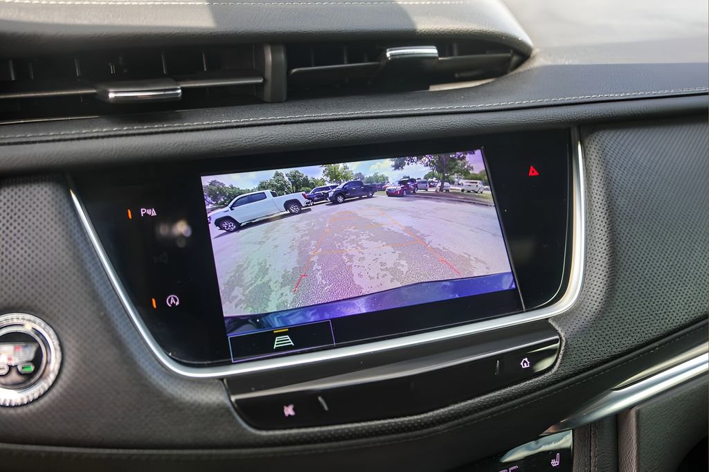 Certified 2024 Cadillac XT5 Luxury FWD image 17