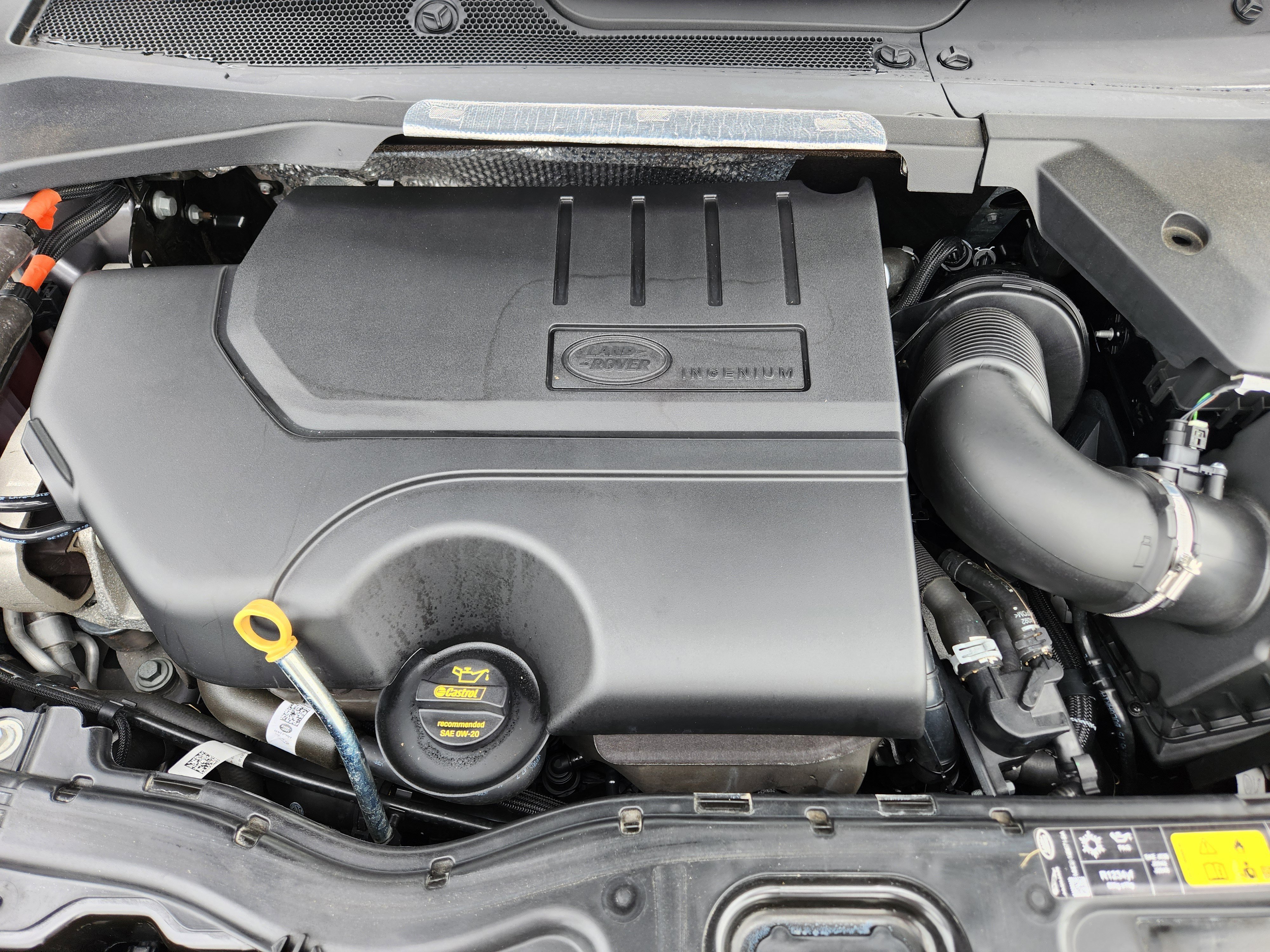 Certified 2025 Land Rover Discovery Sport S image 9