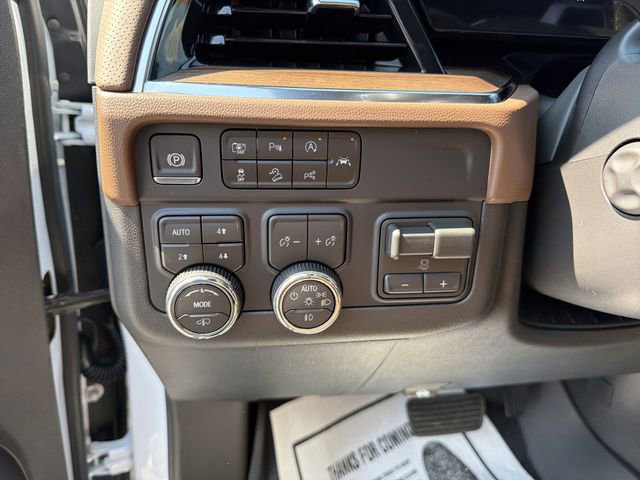 New 2026 Chevrolet Tahoe High Country AWD/4WD image 18