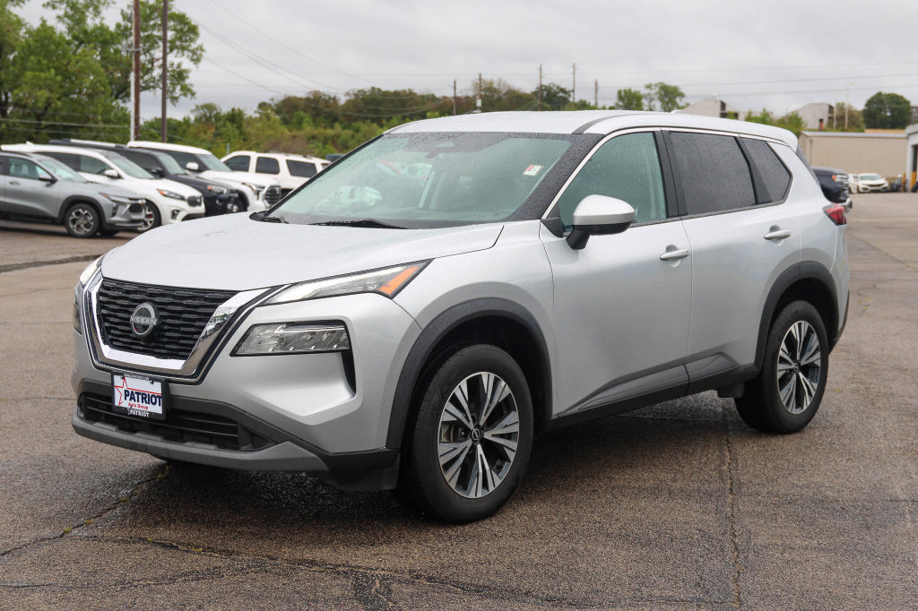 Used 2023 Nissan Rogue SV AWD/4WD image 6