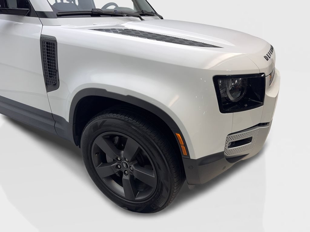 Used 2024 Land Rover Defender 110 S AWD/4WD image 20