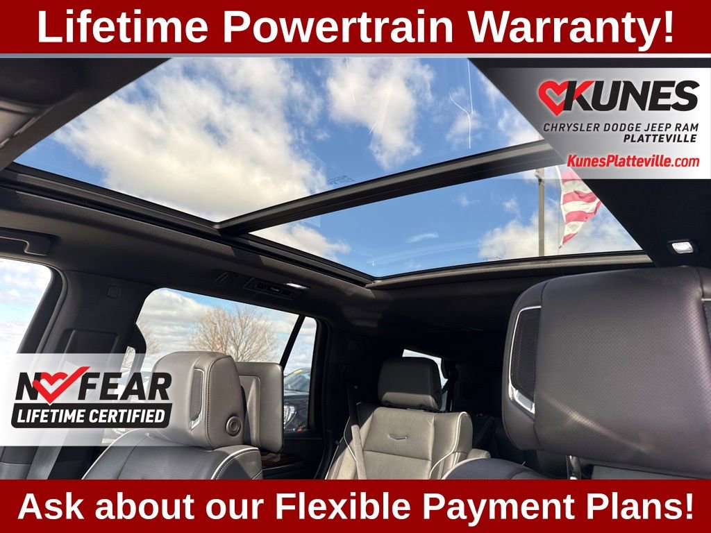 Used 2023 Cadillac Escalade Premium Luxury image 15