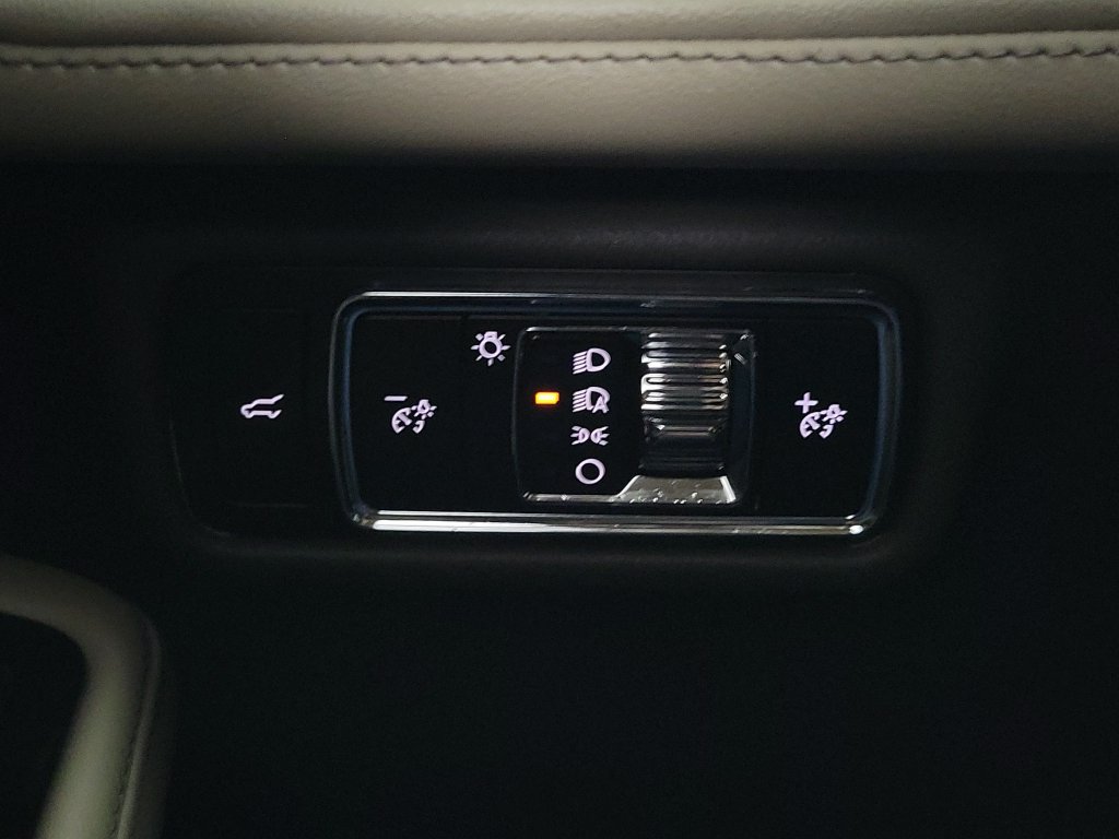 Certified 2024 Lincoln Aviator 2WD image 30