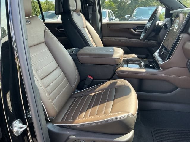 New 2026 GMC Yukon Denali Ultimate AWD/4WD image 20