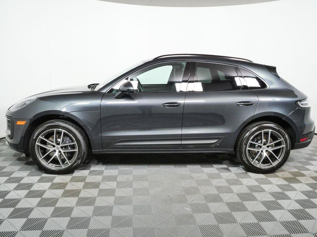 New 2026 Porsche Macan AWD/4WD image 2
