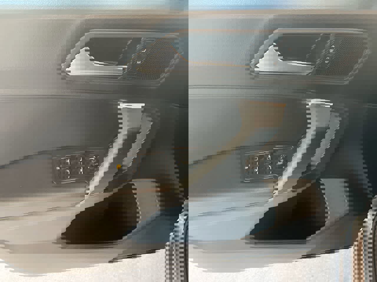 Used 2019 Volkswagen Tiguan SE image 13