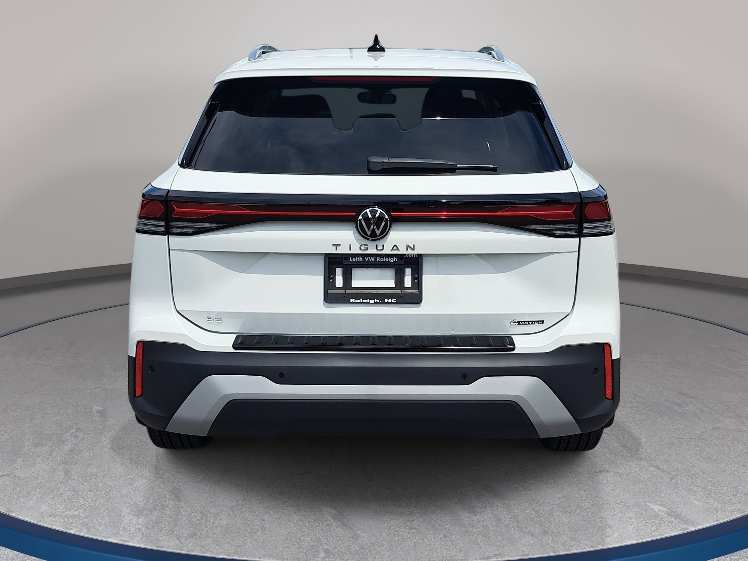 New 2026 Volkswagen Tiguan SE AWD/4WD image 6