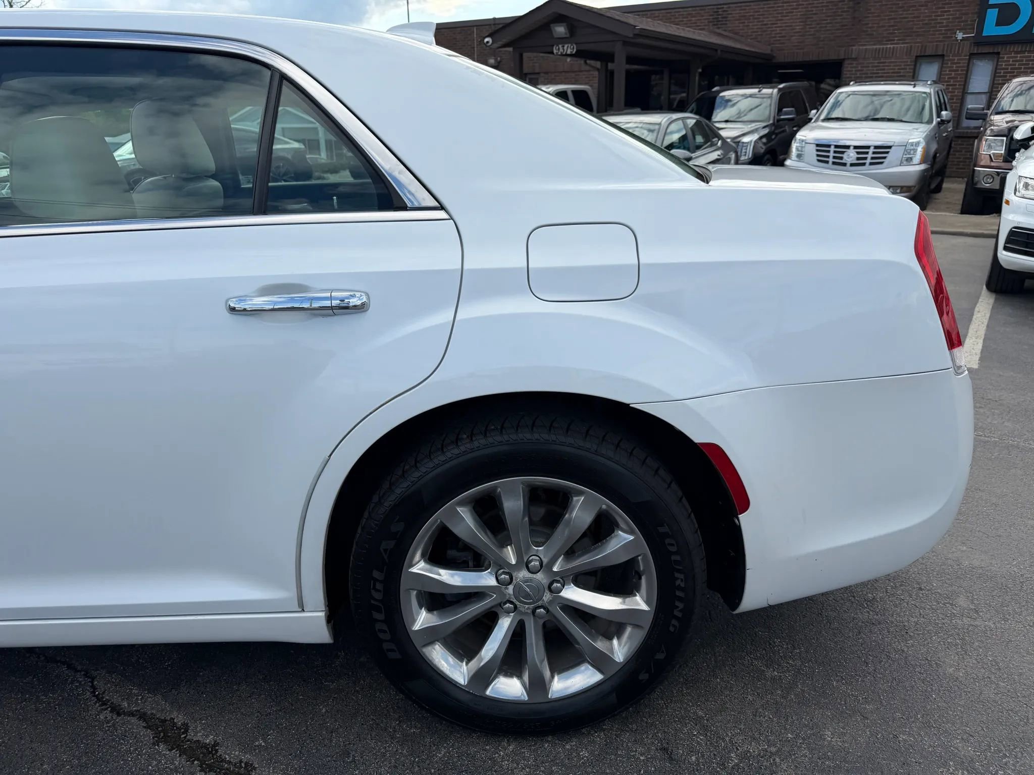 Used 2015 Chrysler 300 C w/ Light Group AWD/4WD image 51