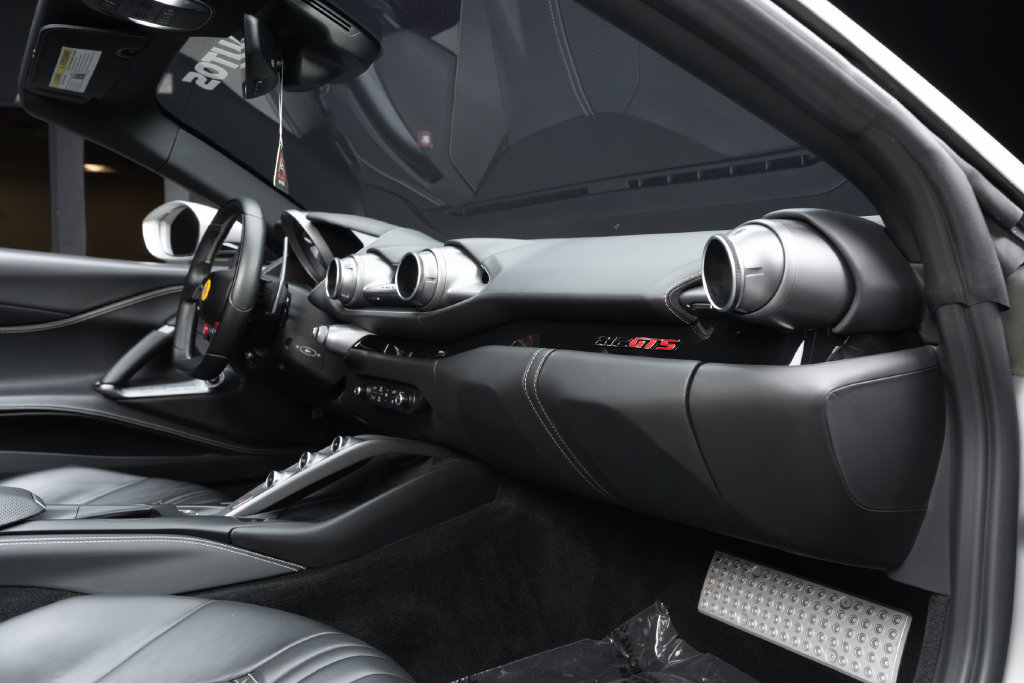 Used 2021 Ferrari 812 GTS RWD image 53