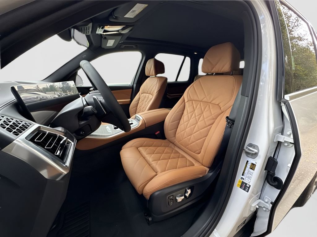 New 2026 BMW X5 xDrive50e w/ Premium Package image 13