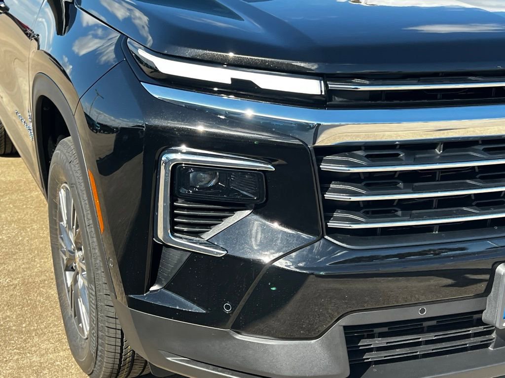 New 2026 Chevrolet Traverse LT image 8