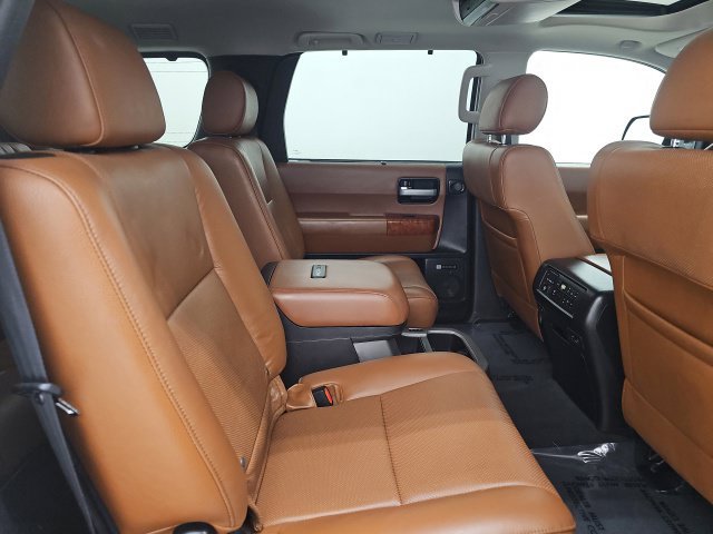 Used 2019 Toyota Sequoia Platinum AWD/4WD image 42