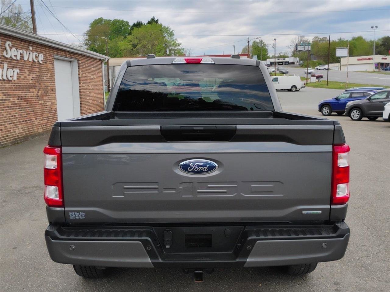 Used 2021 Ford F150 XL w/ STX Appearance Package AWD/4WD image 7