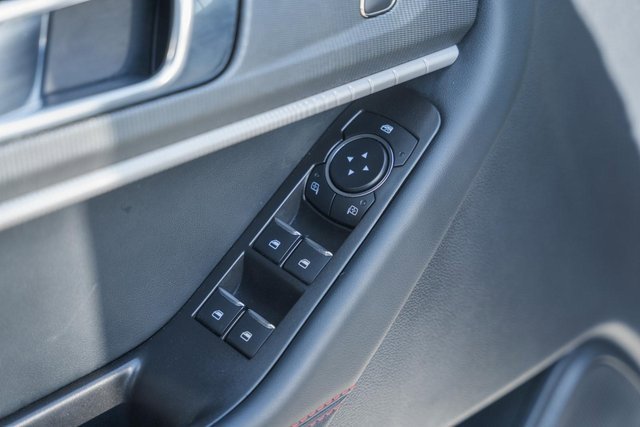 Used 2025 Ford Explorer ST-Line w/ ST-Line Street Pack image 41