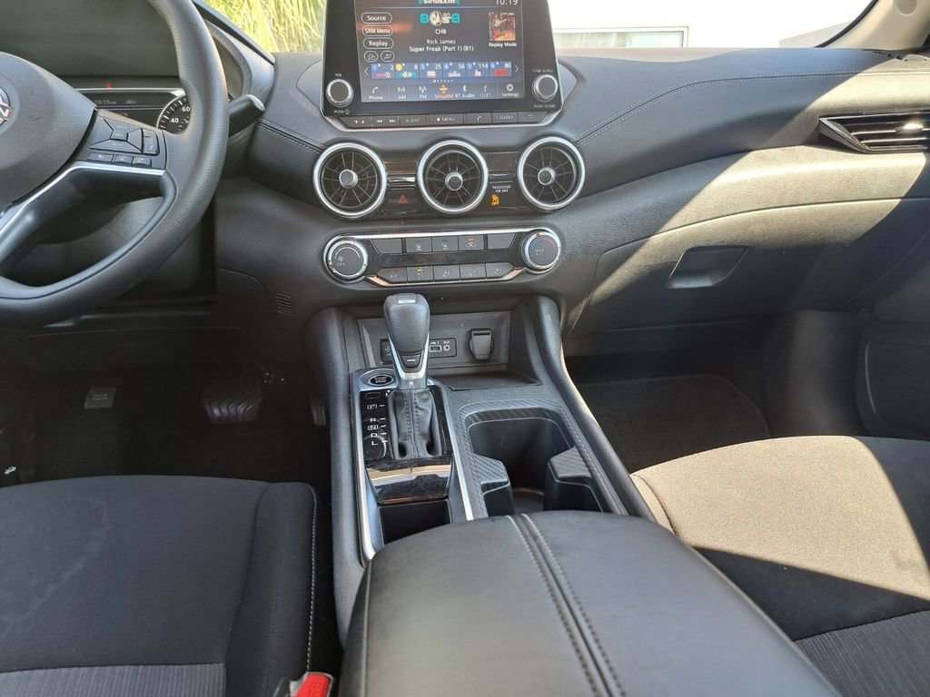 Used 2025 Nissan Sentra SV image 21