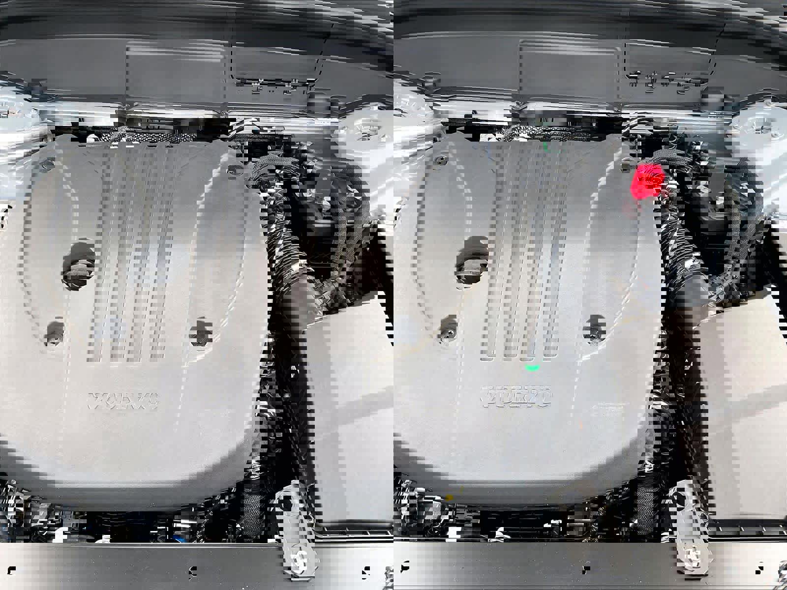 New 2026 Volvo XC60 B5 Ultra w/ Protection Package Premier image 13