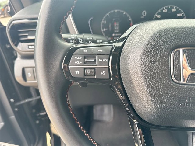 Used 2023 Honda Pilot Sport image 31