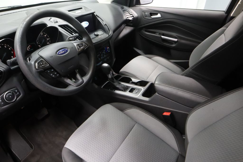 Certified 2017 Ford Escape SE w/ Equipment Group 201A FWD image 23