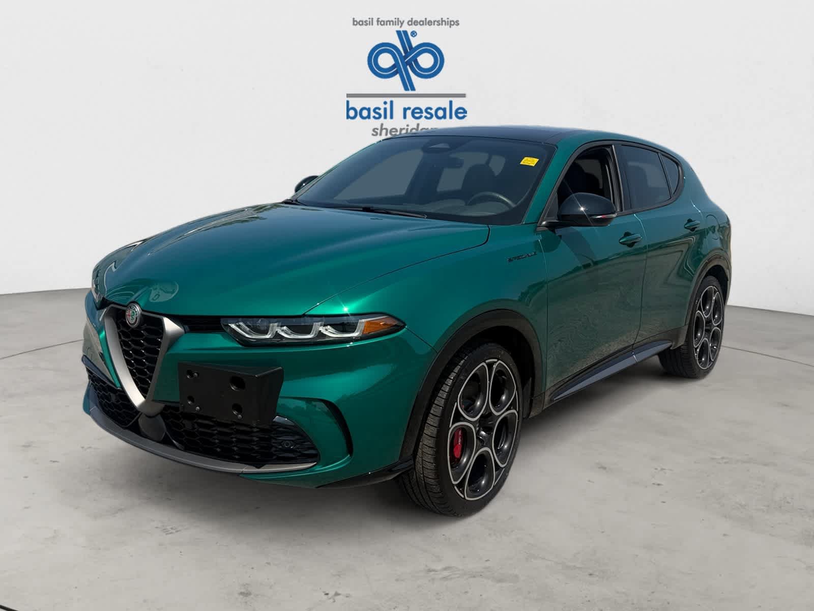 Used 2024 Alfa Romeo Tonale Speciale AWD/4WD image 2