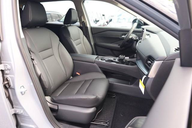 New 2026 Nissan Rogue Dark Armor AWD/4WD image 24