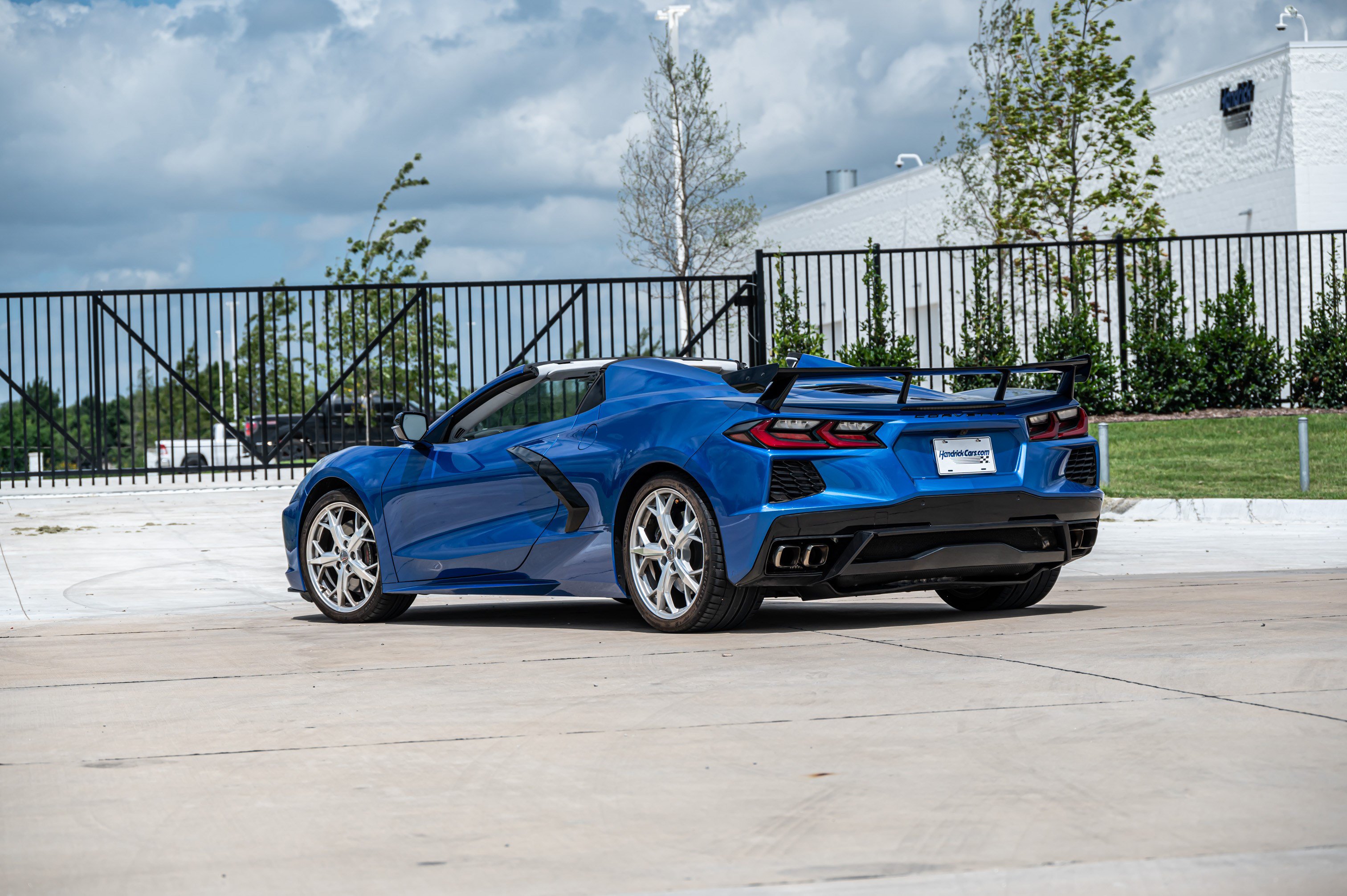 Used 2022 Chevrolet Corvette Stingray Premium Conv w/ Z51 Performance Package RWD image 7