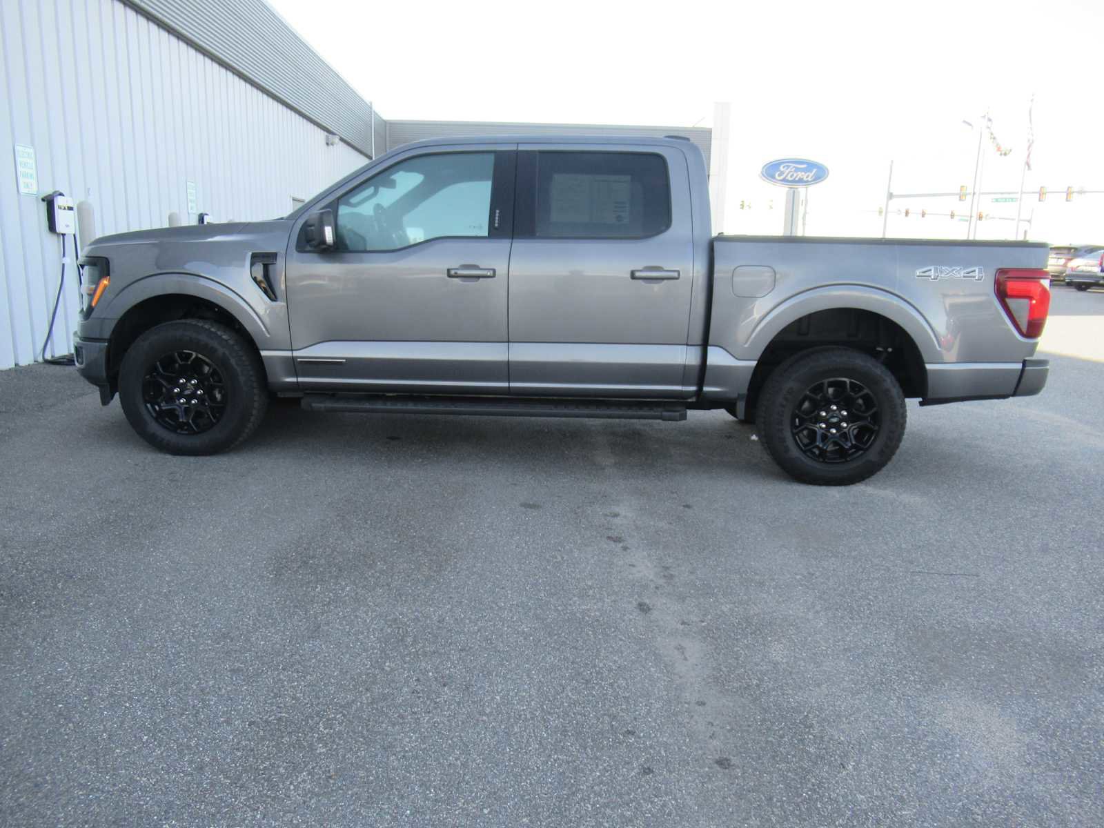 Used 2024 Ford F150 XLT w/ Equipment Group 302A MID image 8