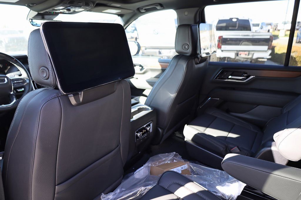 New 2026 GMC Yukon Denali w/ Advanced Technology Package image 18