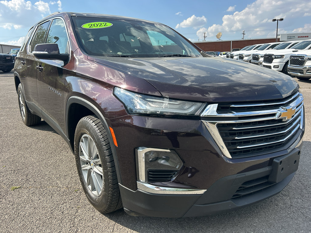 Used 2022 Chevrolet Traverse LT FWD image 3