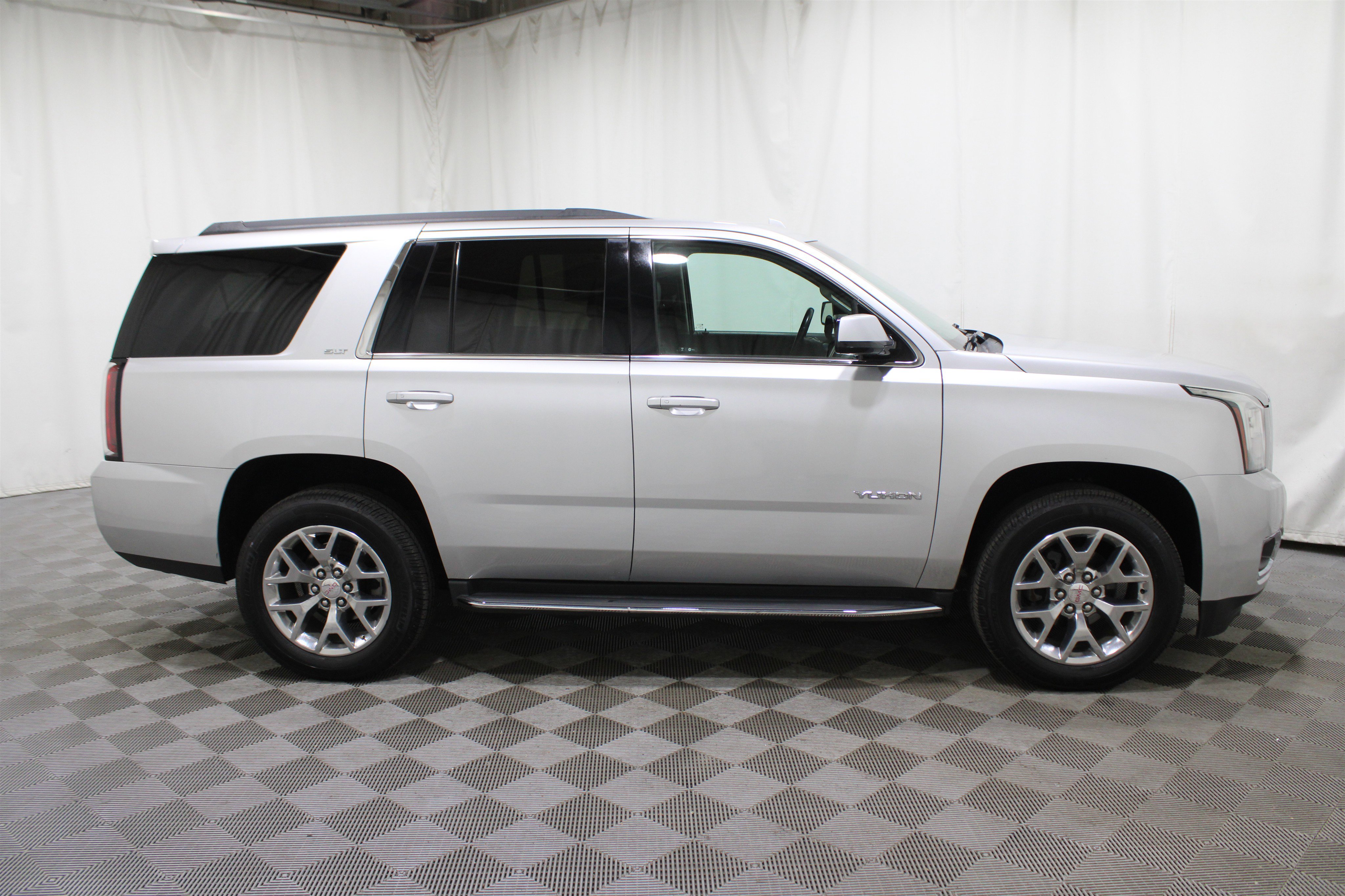 Used 2016 GMC Yukon SLT w/ Open Road Package image 33