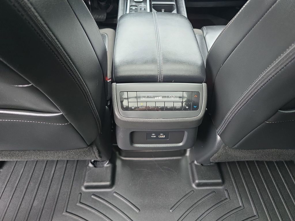 Used 2025 Nissan Pathfinder SL w/ SL Premium Package image 26