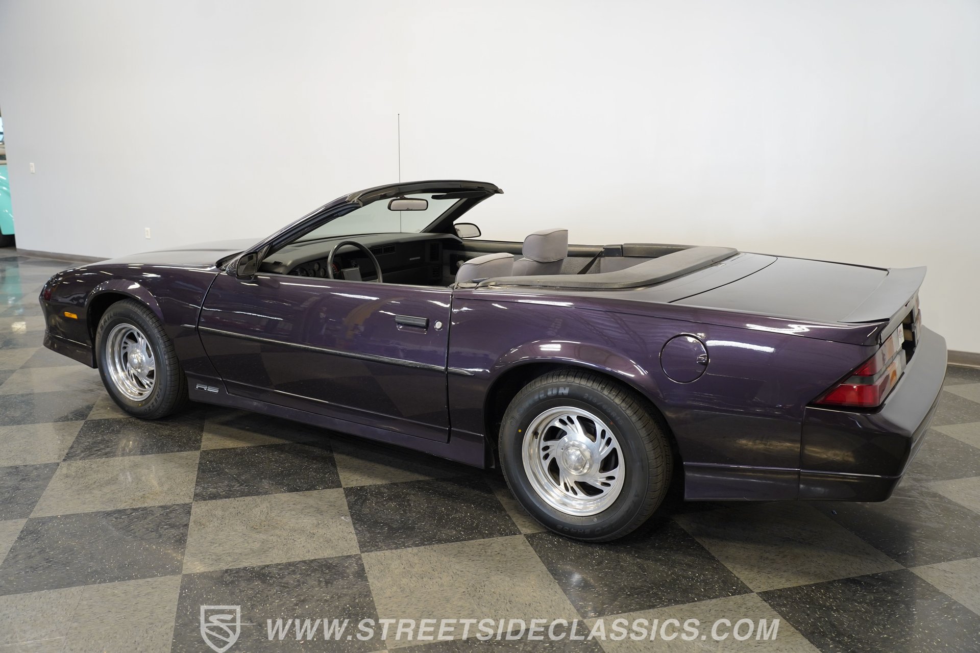 Used 1989 Chevrolet Camaro RS RWD image 9