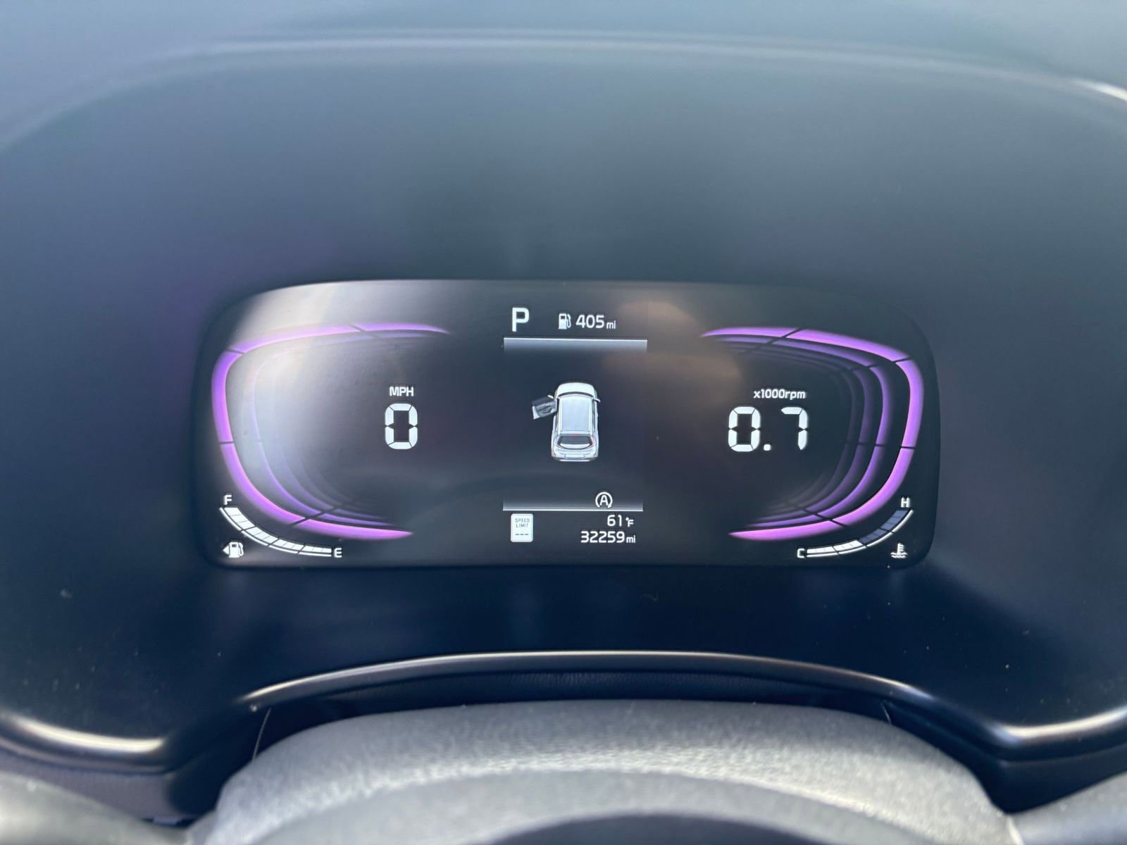 Used 2025 Kia Soul LX w/ LX Technology Package FWD image 35